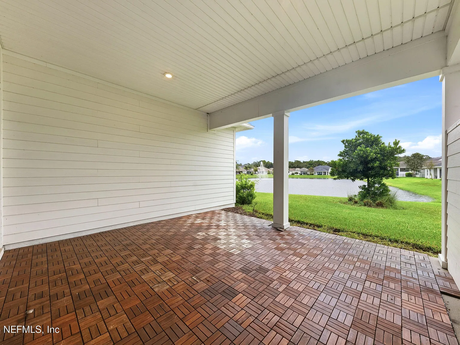 3 bed, 2.5 bath, 2184 sqft, $4,300 — Photo 4