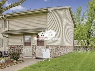 1003 NW Greenwood St, Ankeny, IA 50023