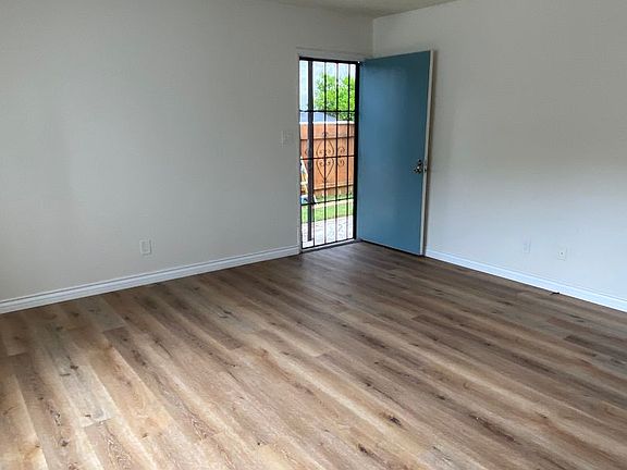 5th image of 1170 Oliver Ave APT 1