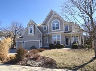 26413 W 111th Ter, Olathe, KS 66061