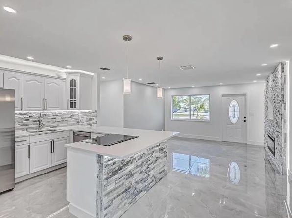 855 Date Palm Dr