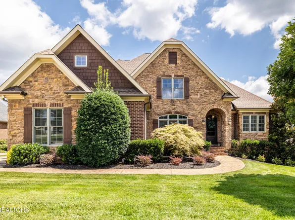 1607 Charlottesville Blvd, Knoxville, TN 37922