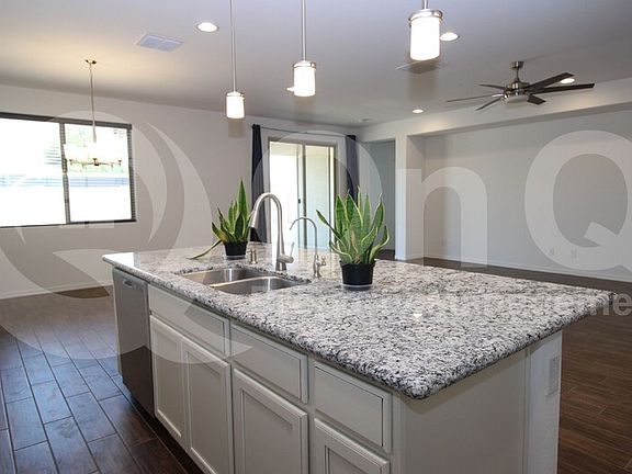 3rd image of 5021 N 81st Ave