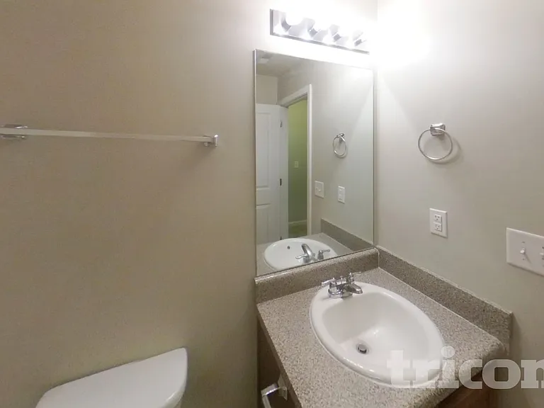 3272 Lowland Dr — Photo 15