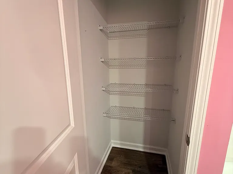 141 Rosefield Ct — Photo 14