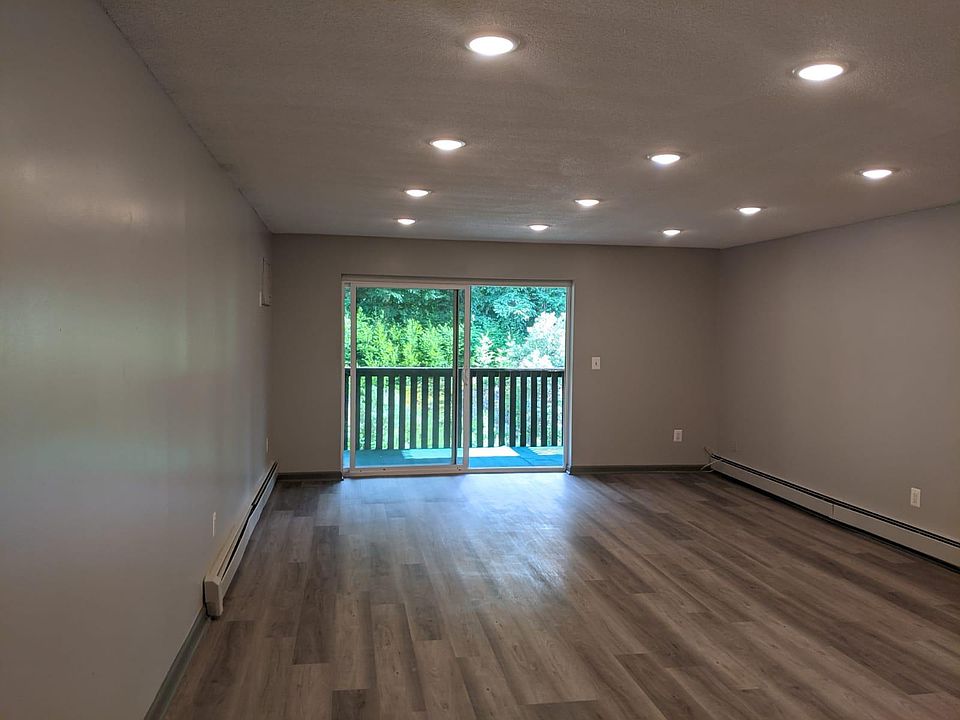 Stonegate Apartments 1160 S Main St Middletown CT Zillow