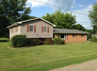 306 E Sycamore St, Hennepin, IL 61327