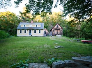 52 Asylum St, Mendon, MA 01756