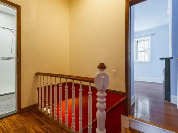 231 Monitor Street image 17 of 24