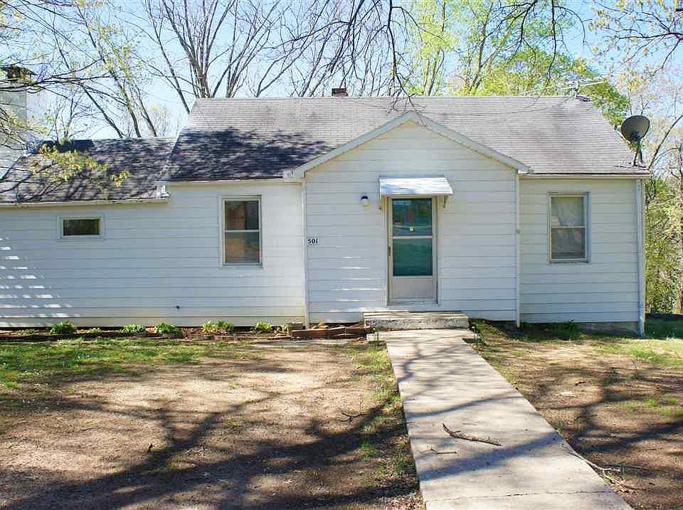 1st image of 501 Cedar St