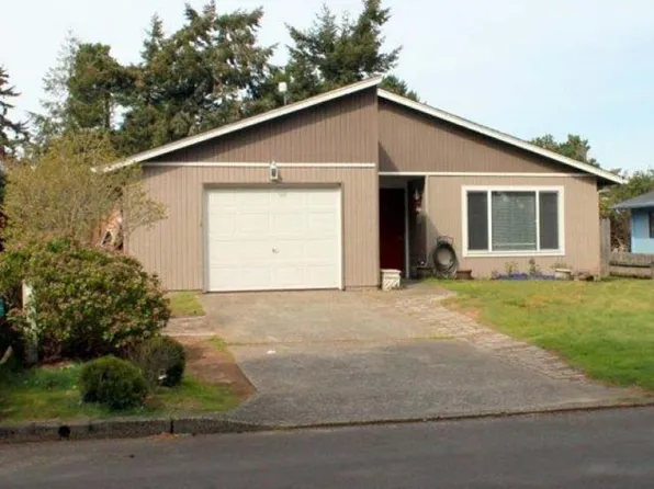 1651 28th St, Florence, OR 97439