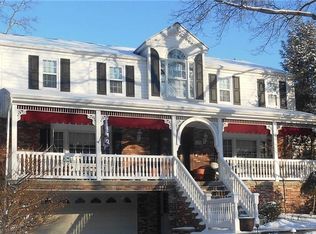 6089 Great Dane Dr, Bethel Park, PA