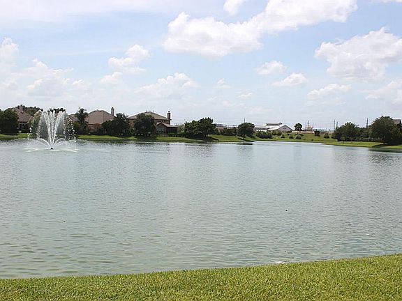 5th image of 25839 Palmdale Estate Dr