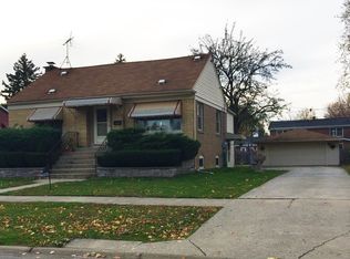 10720 S Tripp Ave, Oak Lawn, IL