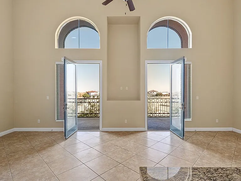 7575 Norman Rockwell Ln — Photo 2