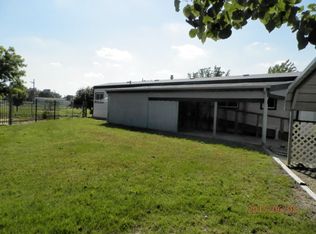 8521 S Kirby Ct, Haysville, KS 67060