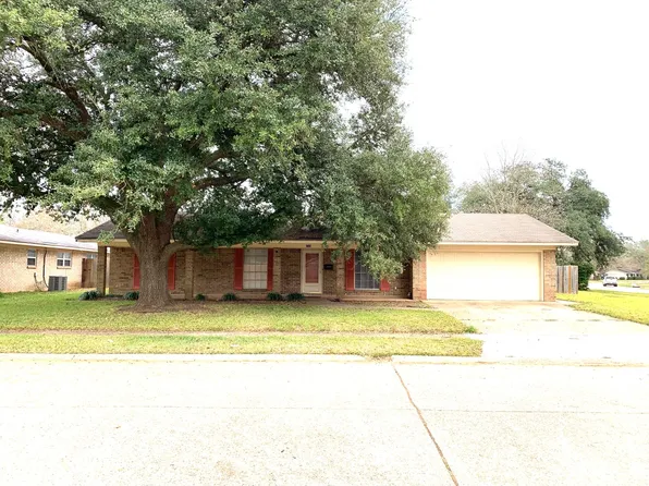 1925 Mars Dr, Bossier City, LA 71112