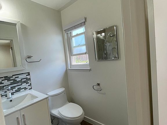 2nd image of 3492 Hilary Dr