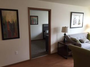 600 2nd St SW, Cedar Rapids, IA 52404