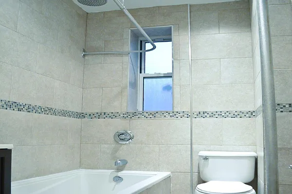 Rented by EXR | media 11