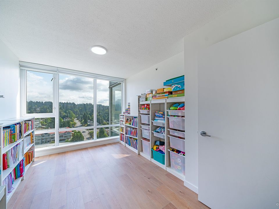 9888 Cameron St Burnaby, BC, V3J0A4