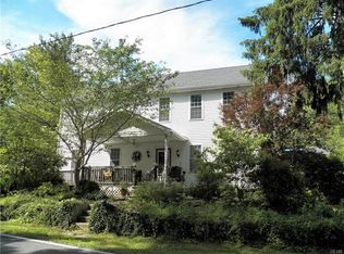 495 E Cherry Rd, Quakertown, PA 18951