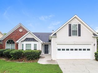 320 Ballyshannon Dr, Dacula, GA 30019