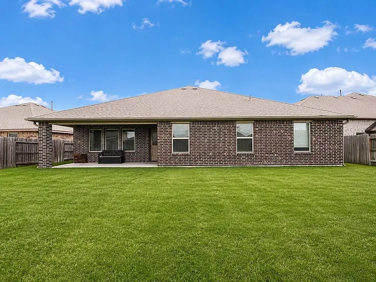 1334 Bellingham Park Dr — Photo 39