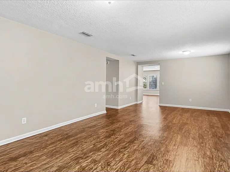 2942 Bent Bow Ln — Photo 6