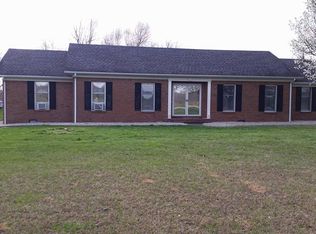 1869 Shepherdsville Rd, Hodgenville, KY 42748