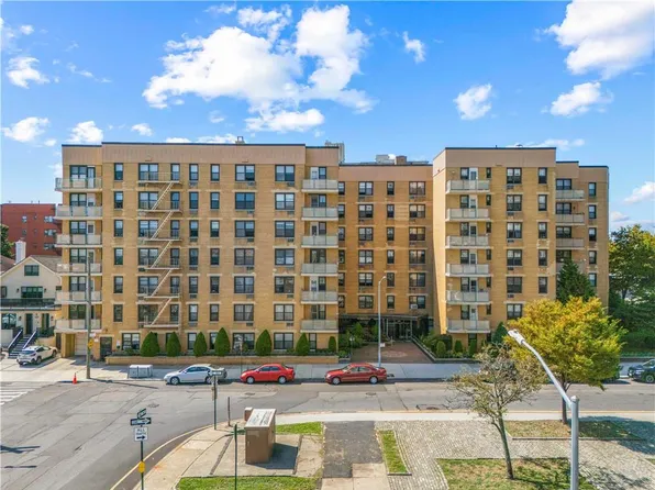 200 Corbin Pl APT 4V, Brooklyn, NY 11235