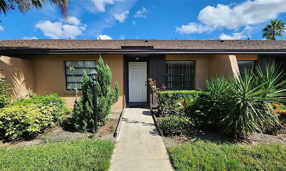 2211 Margarita Ct #2211