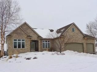 1080 Oryan Trl N, Stillwater, MN 55082