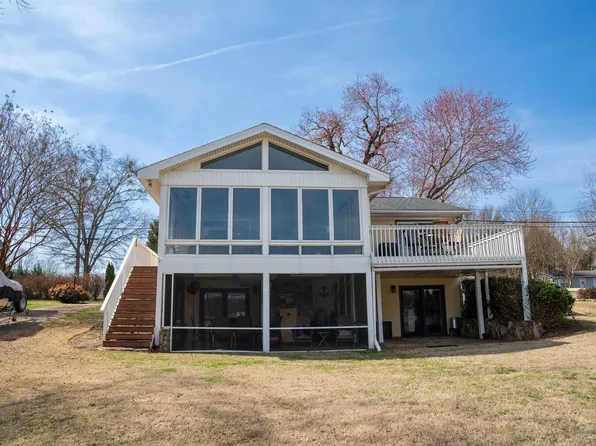 183 Lakeview Dr, Inman, SC 29349