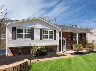 223 Ligonier Ln, New Kensington, PA
