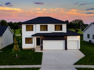 9264 Terni Rd, West Des Moines, IA 50266