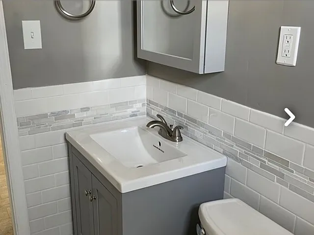 201 N Hamilton St #203 — Photo 6