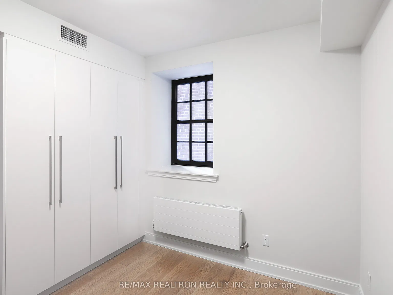 1 bed, $2,595 — Photo 4