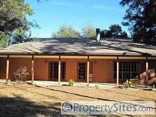 5th image of 393 Andrew Dr