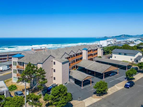 720 SW 6th St #201-P, Newport, OR 97365