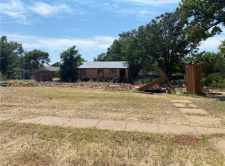 302 N Cearlock Ave, Cheyenne, OK 73628