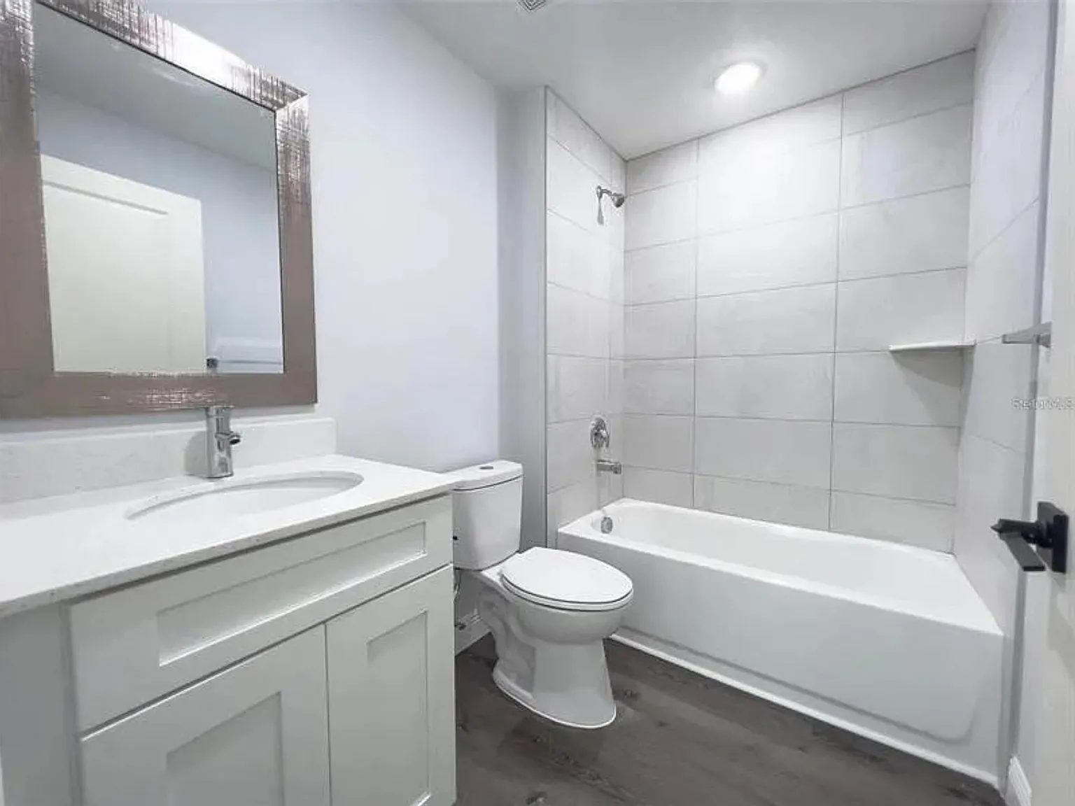 197 Oak Cir — Photo 3