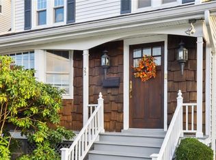 27 Lorenz Ave, New Rochelle, NY 10801