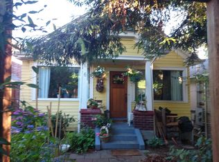 6 Etruria St, Seattle, WA 98109