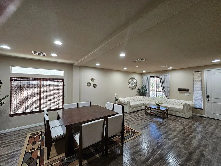 9929 Baystone St — Photo 9