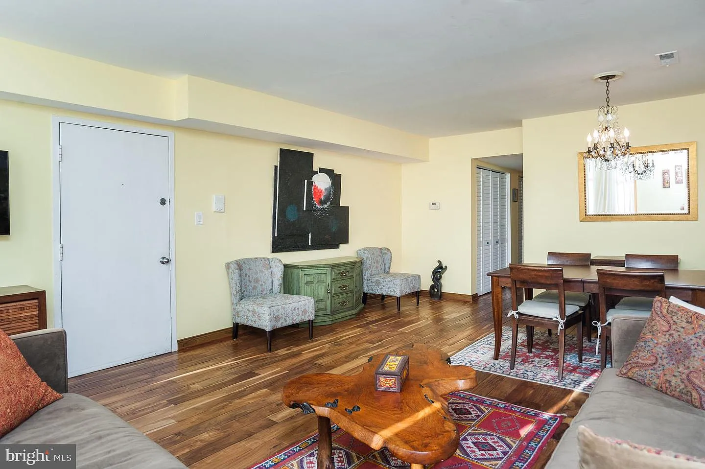 2 bed, 1217 sqft, $3,100 — Photo 4