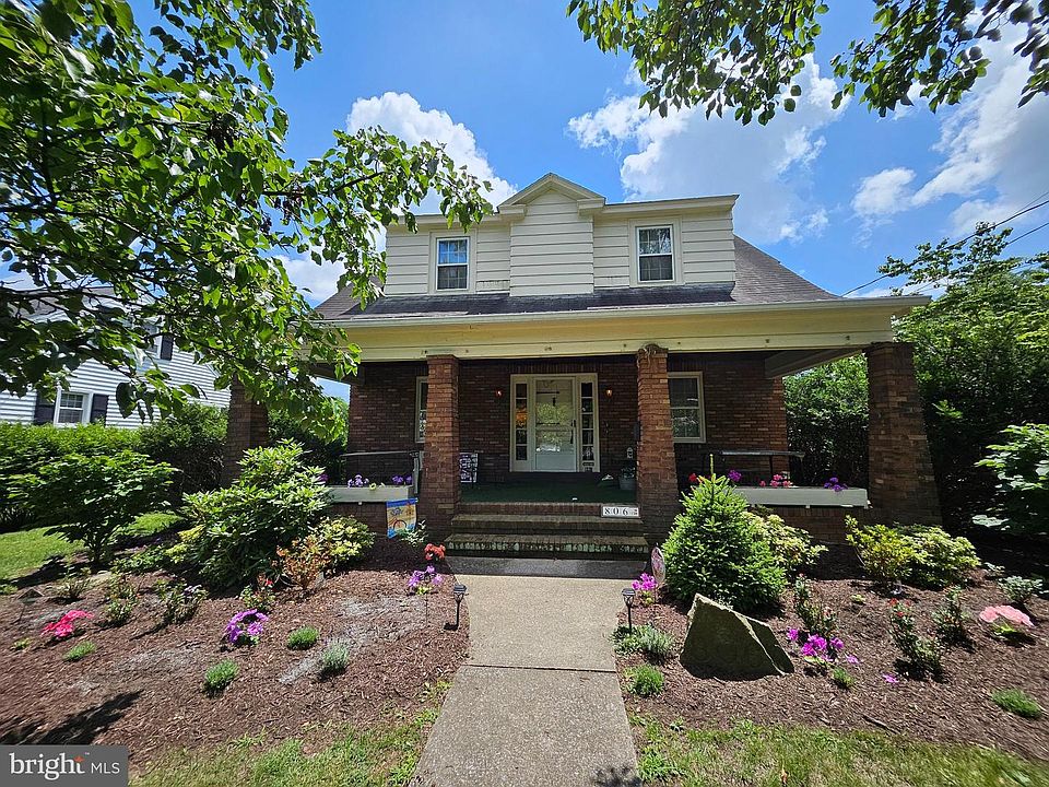 1st image of 806 Garber St