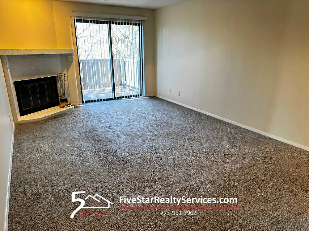 2 bed, 1000 sqft, $1,900 — Photo 4