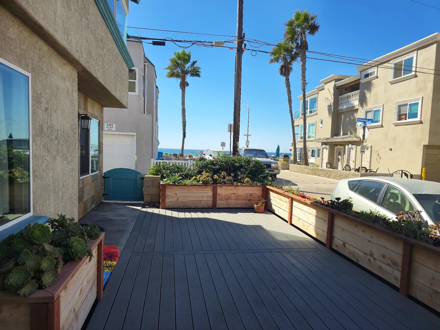 2 bed, 800 sqft, $4,200 — Photo 1