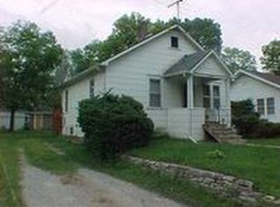 653 Boston Ave, Waterloo, IA 50703